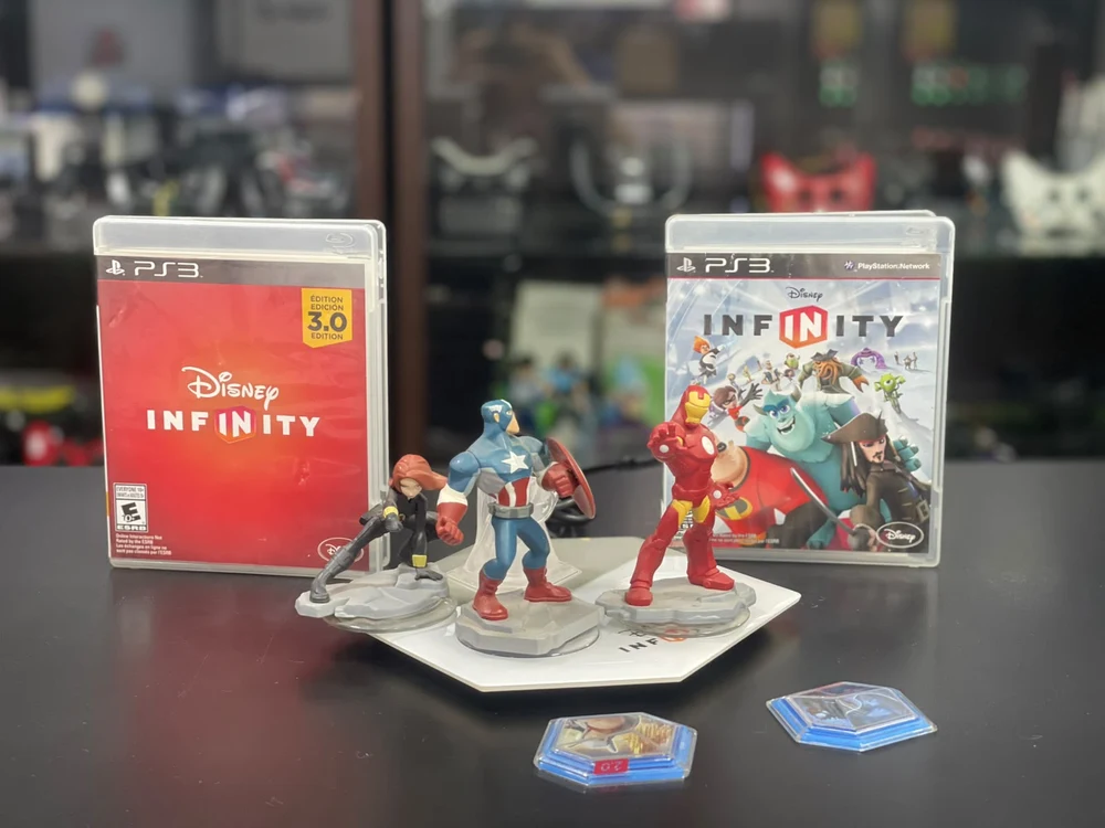 Kit Disney Infinity PS3 — Base, 3 Bonecos, 2 Discos de Poder e 2 Jogos